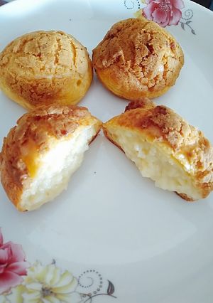รูปของ Custard Cookie Choux