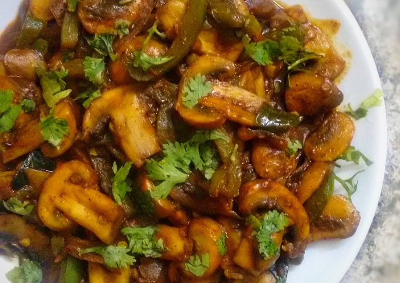 Mushroom stir fry with some homemade barbeque sauce