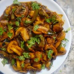 Mushroom stir fry with some homemade barbeque sauce A picture of Mushroom stir fry with some homemade barbeque sauce.
