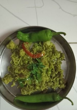 વેજ બિરયાની(Veg Biryani Recipe in Gujarati) રેસીપી મુખ્ય ફોટો