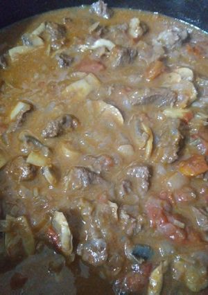 Una foto de Gulash hungaro