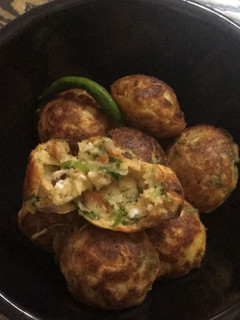 A picture of Moong dal appe.