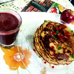 Light and fluffy 😋Apple cinnamon pancakes A picture of Light and fluffy 😋Apple cinnamon pancakes.
