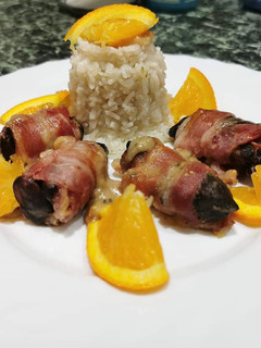 Bacon-be tekert csirkemáj recept fotója
