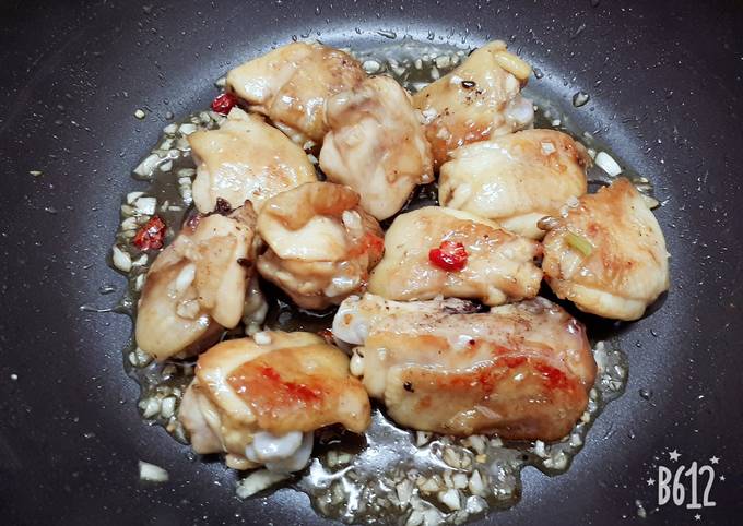 Cach Lam Mon Ga Chien Mắm Tỏi Của Riya Nguyễn Cookpad