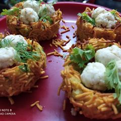 A picture of Paneer egg aalu nest.