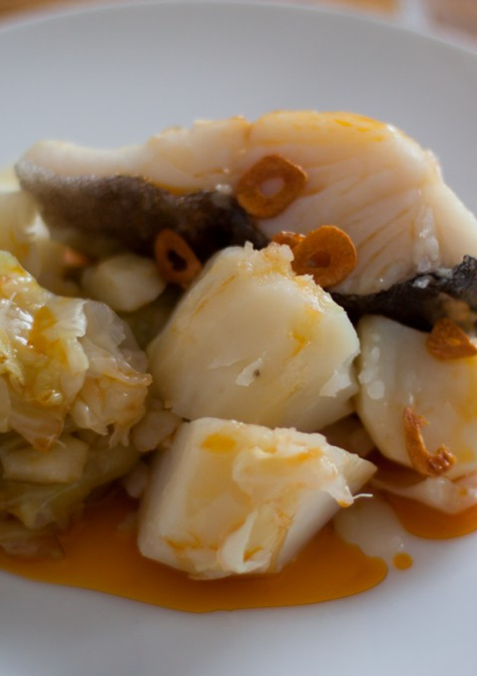 Una foto de Bacalao con repollo
