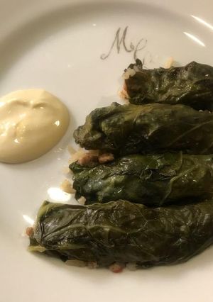 Una foto de MEHSHI SELEK - ROLLITOS DE ACELGA LIBANESES