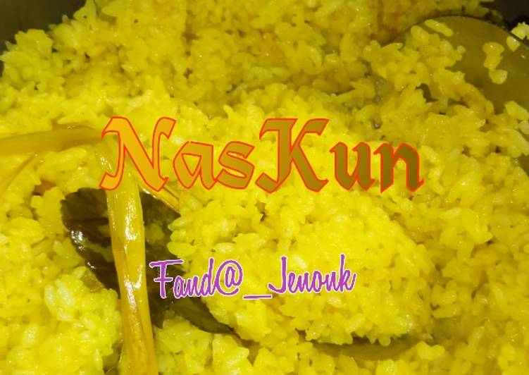 Bagaimana Membuat Nasi Kuning RiceCooker Anti Gagal