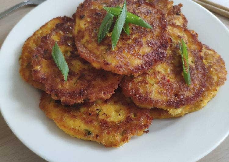 Dadar Jagung (Corn Pancakes)