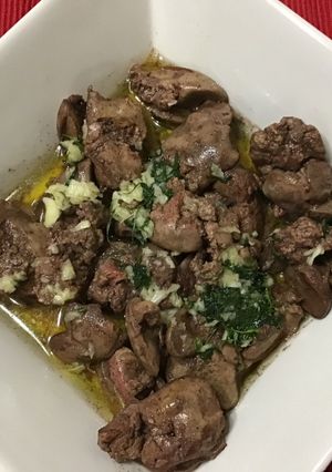 Foto principal de Higaditos de pollo al ajo aceite