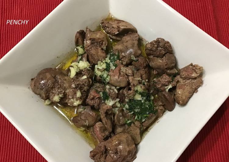 Higaditos de pollo al ajo aceite