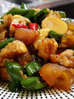 Foto resep Oseng Kikil Tahu Cabe Ijo 🇲🇨 #masakanindo