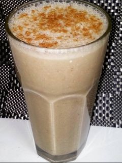 Una foto de Smoothie de café, con avena y banano