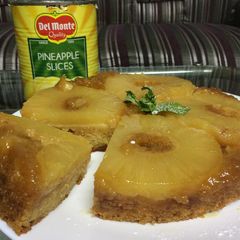 A picture of Pineapple upside down cake.