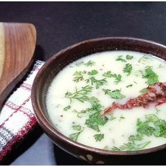 A picture of Gujarati Kadhi.