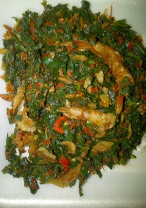 A picture of Vegetable sauce for rice.