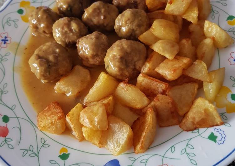 Albóndigas en salsa