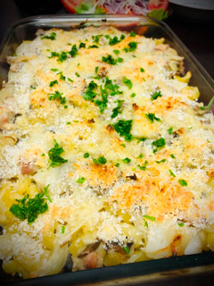 Una foto de Macarrones de pollo gratinados Japonés CHIKEN MACARONI GRATAN🇺🇾🇯🇵チキンマカロニグラタン