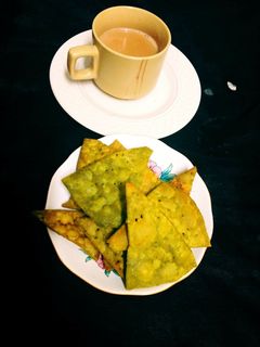 पालक के नाचोज़ (Palak ke Nachos recipe in Hindi) रेसिपी मुख्य फोटो
