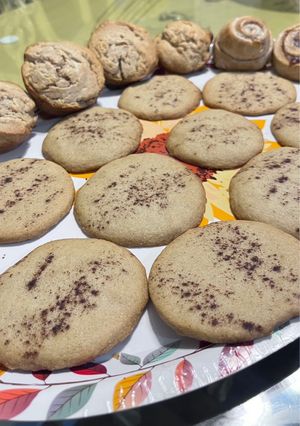 A picture of Mexican Sugar Polvorones Cookies.
