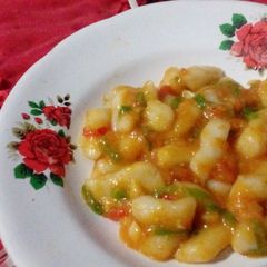 A picture of Korean Tteokbokki (Hot and Spicy Rice Cake).