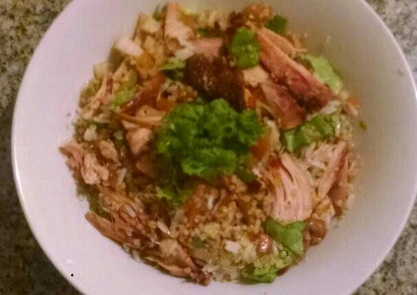 Ensalada de quinoa con pollo