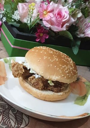 A picture of Zinger Burger.