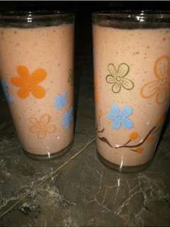A picture of Banana milk shake.