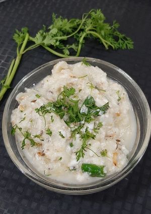 बटाटा रायतं..अर्थात बटाट्याची कोशिंबीर (batata raita recipe in marathi) रेसिपी चे मुख्य फोटो 