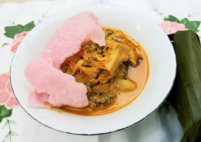 Bagaimana Membuat Lontong sayur padang Anti Gagal