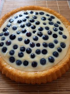 Gyümölcstorta áfonyával 🥧 🫐 recept fotója