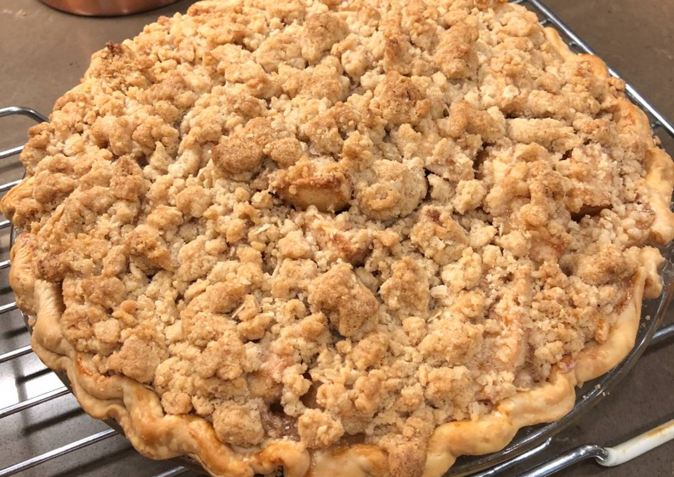 Dutch Crumb Apple Pie-- Szarlotka (Polish)