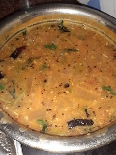 வெள்ளை பூசணி சாம்பார் (Vellai Poosani Sambar recipe in tamil) செய்முறை முக்கிய புகைப்படம்