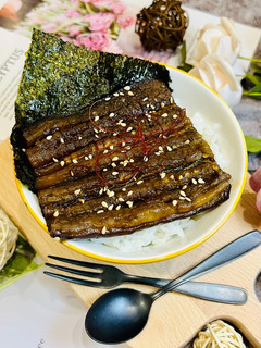 蒲燒茄子素鰻魚飯 的食譜成品照片
