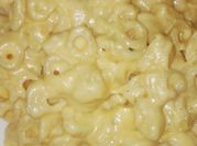 Una foto de leche pasta codito