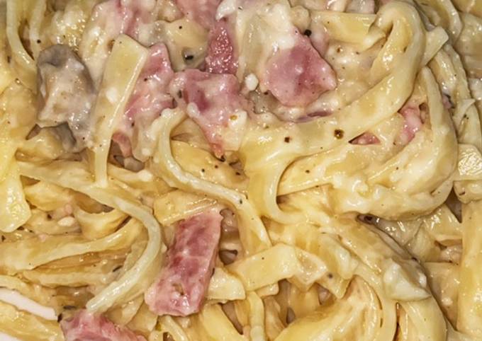 FETTUCINI Carbonara Cheese