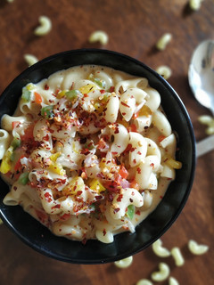 A picture of Macaroni.
