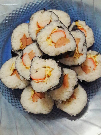 Langkah Mudah untuk Menyiapkan Simple Sushi ala Na Kitchen, Enak Banget