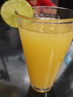 Una foto de Caipirinha sin alcohol