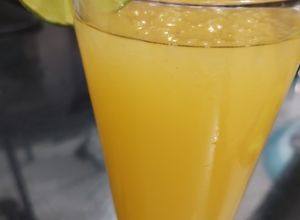 Una foto de Caipirinha sin alcohol