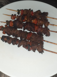 A picture of Tsire skewers.