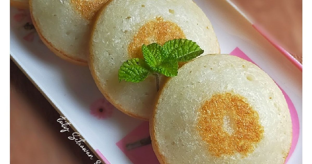 Resep apem panggang kelapa parut rumahan enak dan mudah - Cookpad