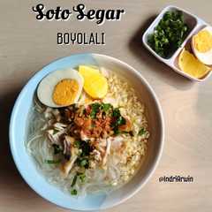 A picture of Soto Ayam Segar Boyolali.