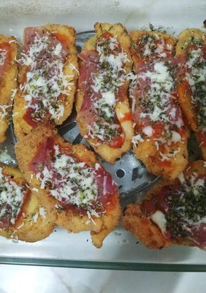 Una foto de Filetes de pechuga de pollo a la milanesa