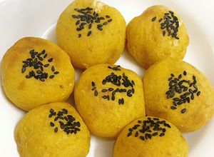 Hình của món Bánh khoai lang mật NCKD.