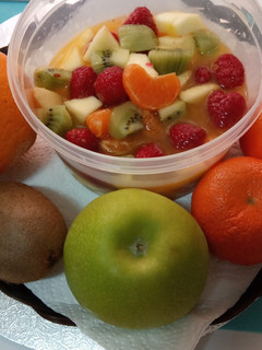 Una foto de Macedonia de frutas