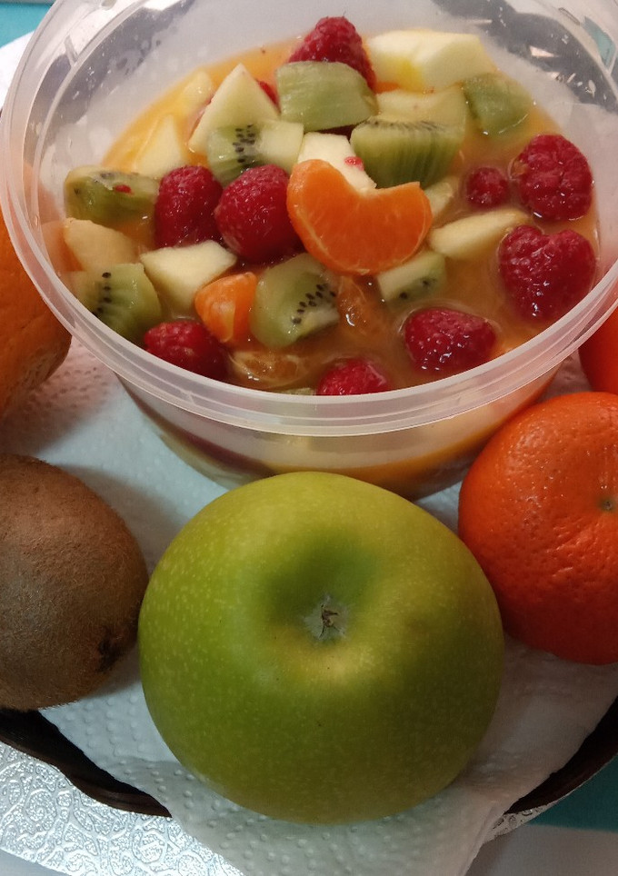 Una foto de Macedonia de frutas