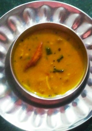 દૂધી વાળો સંભાર (Dudhi Valo Sambhar Recipe In Gujarati) રેસીપી મુખ્ય ફોટો
