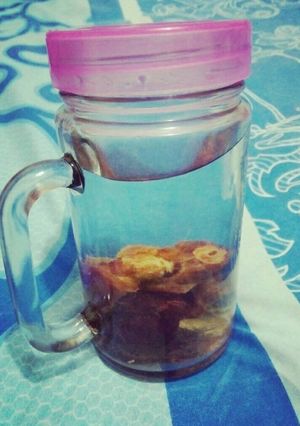 Foto resep Air nabezz (kurma infused water)